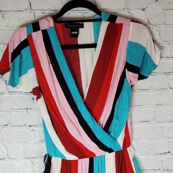 SLATE & Willow Wrap Maxi Dress in Size Small - Picture 4 of 10